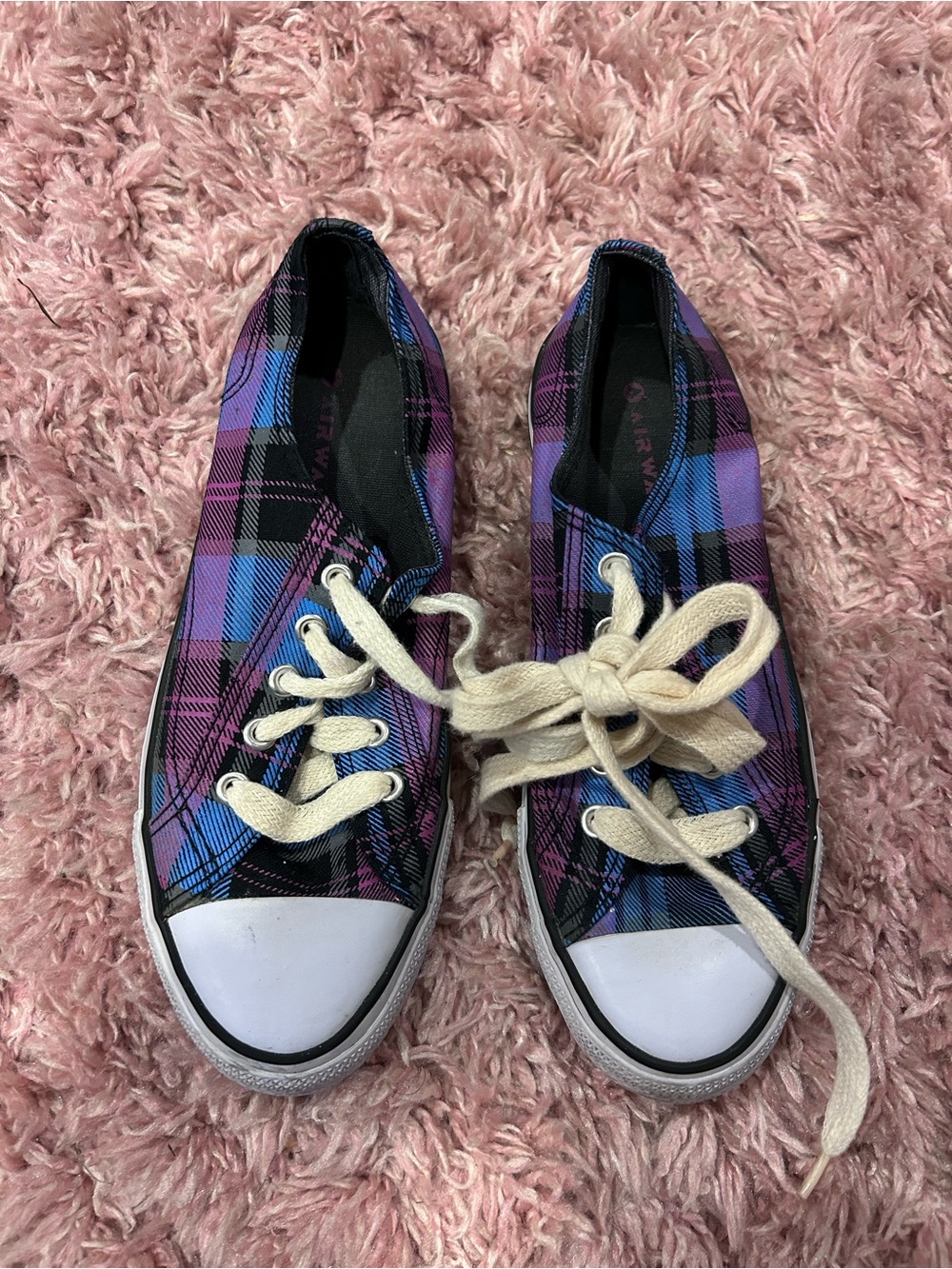 Airwalk Purple and Blue Plaid Canvas Lace-Up Sneakers